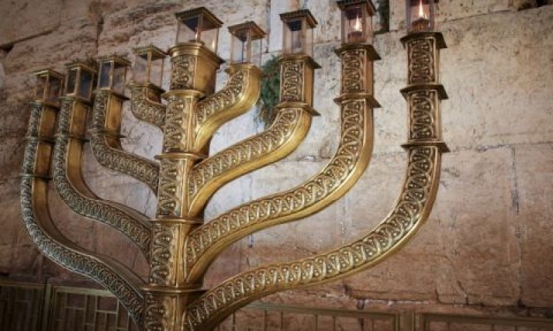 יהדות. בתי הדין מבררים לפני נישואים וגירושים [צילום: פלאש 90]
