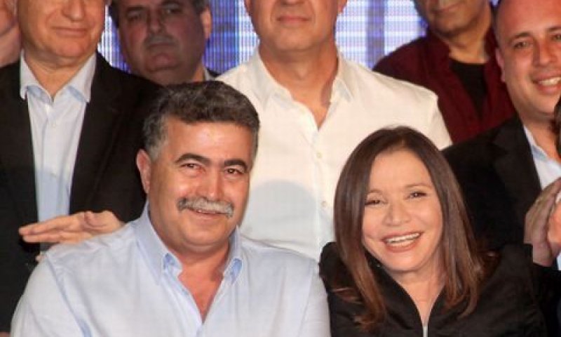 פרץ ויחימוביץ' בימים אחרים. סגירת חשבונות [צילום: פלאש 90]