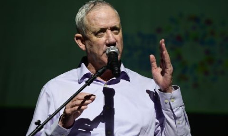 גנץ. הגברת מנופי הלחץ [צילום: תומר נויברג, פלאש 90]