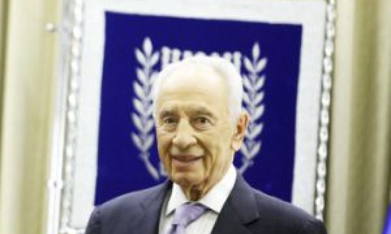 פרס. מדוע נתן הסכמתו? [צילום: פלאש 90]