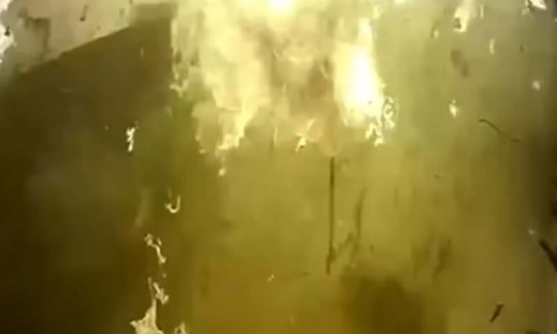 רגע ההתרסקות של שרידי המטוס