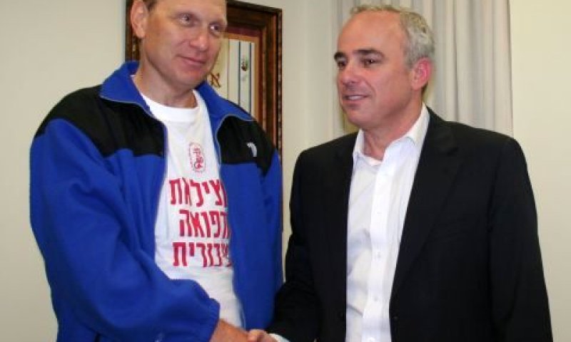 שר האוצר יובל שטייניץ ויו"ר הר"י ליאוניד אידלמן