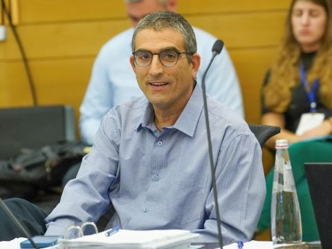 אורן לביאן ר' מנהל הדואר במש' התקשורת [דני שם-טוב]