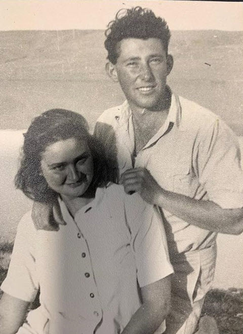 פטר ורעייתו חנה [צילום: באדיבות המשפחה]