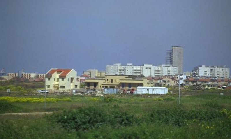פרדס חנה. השקט הופר [צילום: משה מילנר, לע"מ]