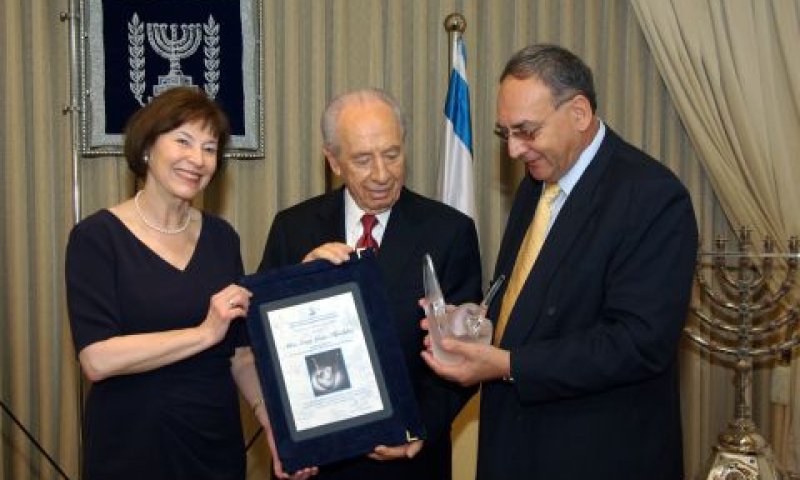 טקס הענקת האות [צילום: יחידת הצילום שיבא]