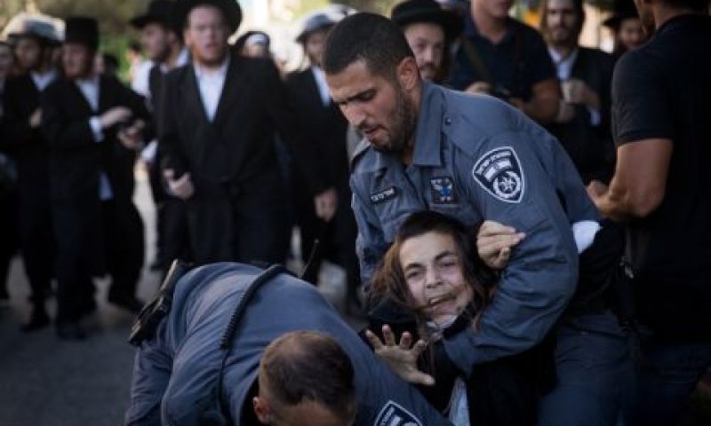 חניקות וגרירות [צילום: יונתן זינדל/פלאש 90]