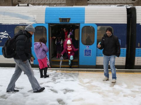 רכבת בירושלים. גם בשבת [צילום: פלאש 90]