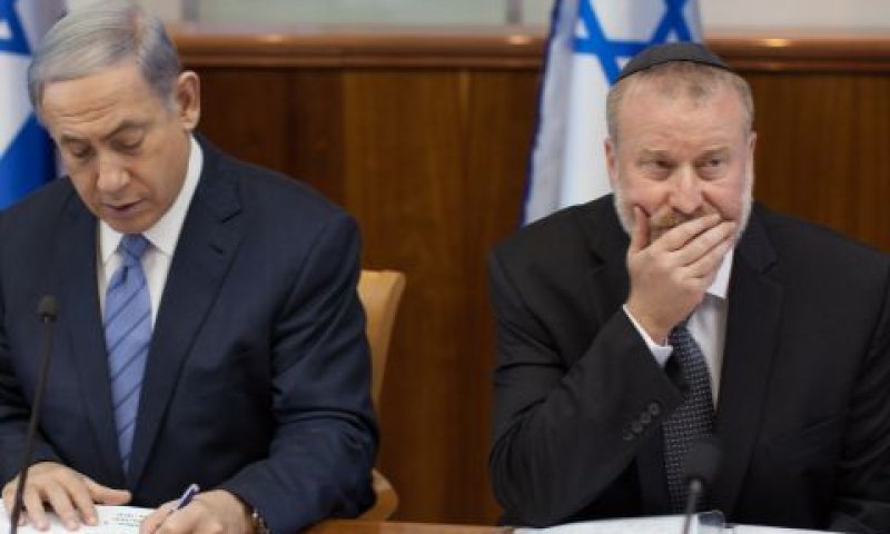 מנדלבליט. מועדף על נתניהו [צילום: אמיל סלמאן / פול/ פלאש 90]
