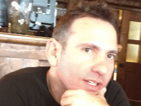 לירון כהנא. ליווה את אורן קובי במהלך התרמיתי [צילום: מעמוד הפייסבוק של כהנא]