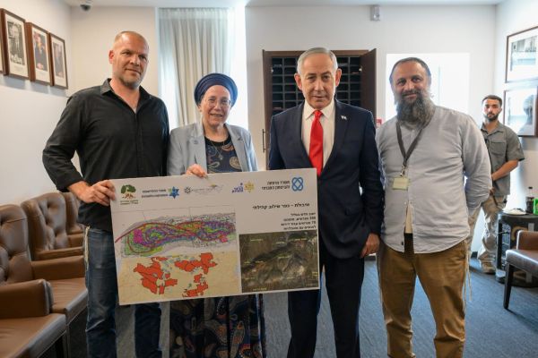 ישי מרלינג, בנימין נתניהו, אורית סטרוק, סגן ראש מועצת גליל תחתון אופיר שיק [צילום: מעיין טואף/לע"מ]