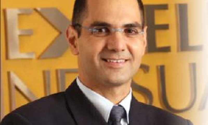 משה ברמק, סמנכ"ל תפעול אקסלנס נשואה