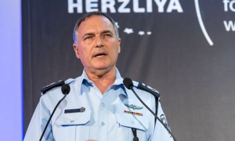 דנינו. חקירה פלילית [צילום: כפיר בולוטין]