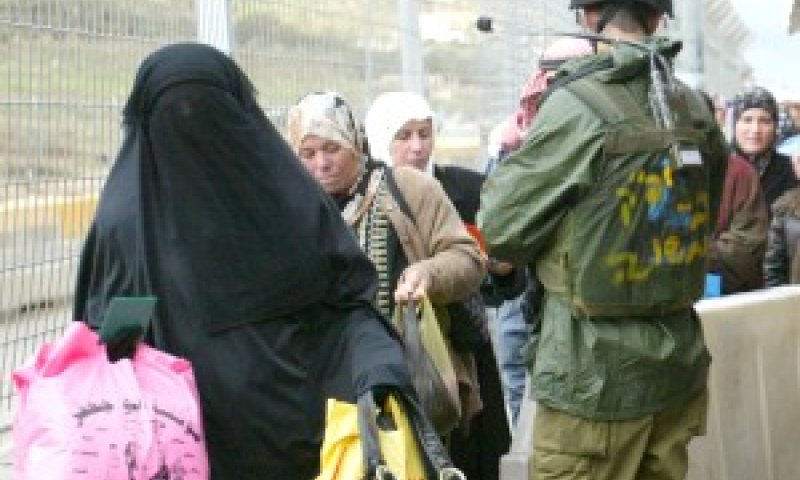 מחסום חווארה [צילום: פלאש 90]