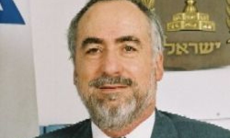 השופט אשר גרוניס [צילום: בוצ&acute;צ&acute;ו]