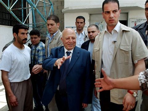 אבו עלא מגיע לשכם [AP]