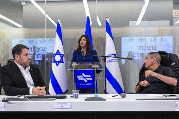 רון טל, רגב ובן זקן [צילום: אבשלום ששוני/פלאש 90]