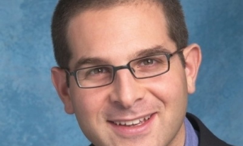עו"ד מיכה אבני, מייסד ומנכ"ל פנינסולה פיננסים