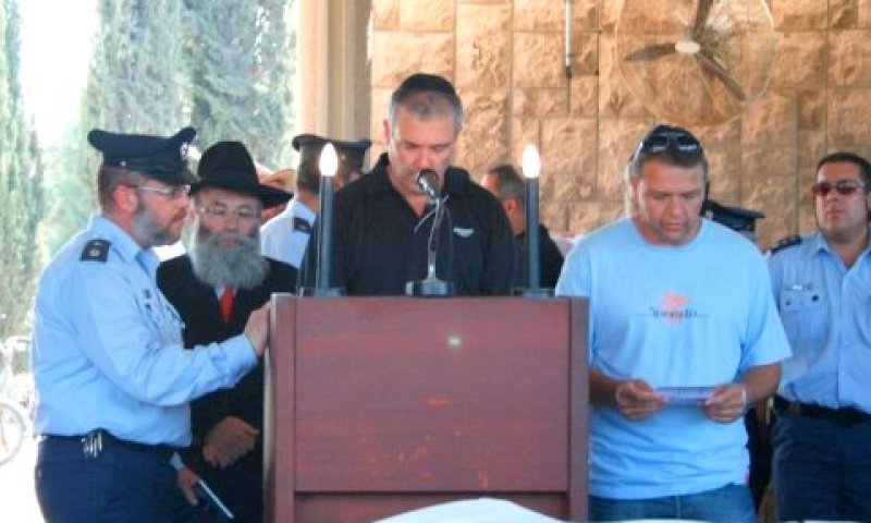 דודי כהן סופד לאביו