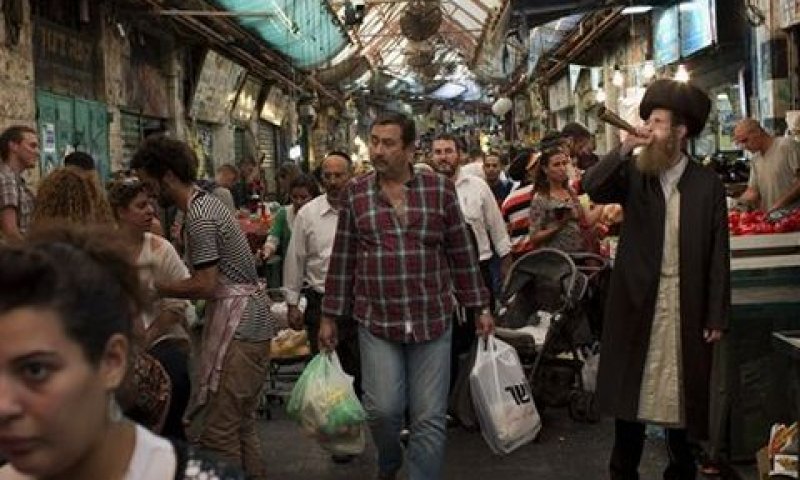 [צילום: AP/Bernat Armangue]