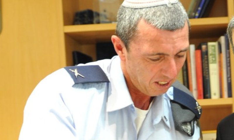 תא''ל הרב רפי פרץ [צילום: דו''צ]