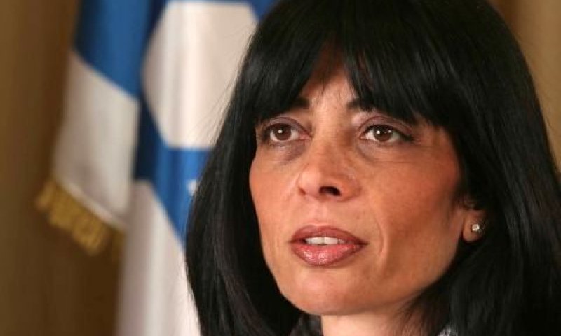 השופטת ברנט. פרסום חלקי [צילום: בוצ&acute;צ&acute;ו]
