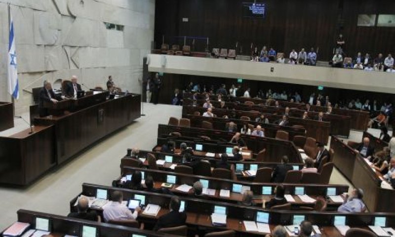 חוסר אמון בנבחרי הציבור [צילום: פלאש 90]
