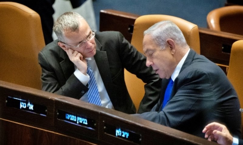נתניהו ולוין. שינוי נקודת האיזון [צילום: יונתן זינדל, פלאש 90]