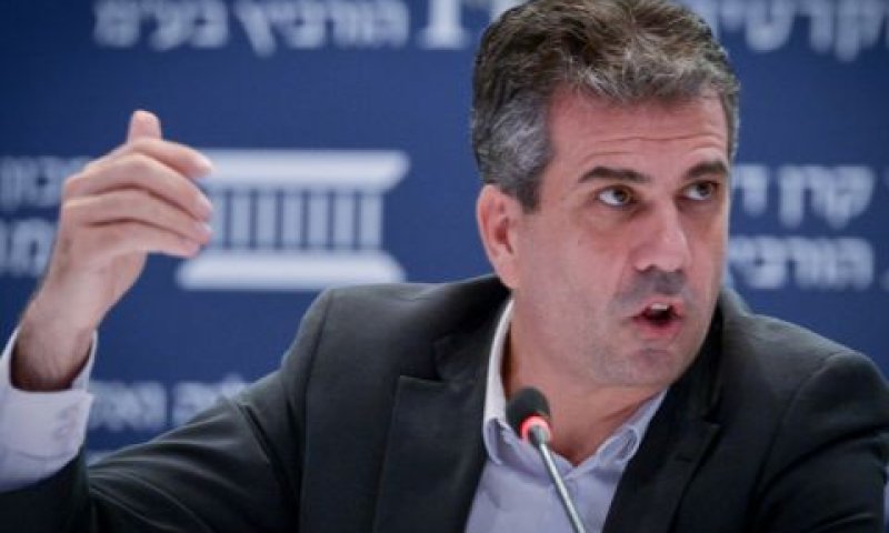 השר כהן. לבחון שוב את תנאי המכרז [צילום: יוסי זליגר/פלאש 90]