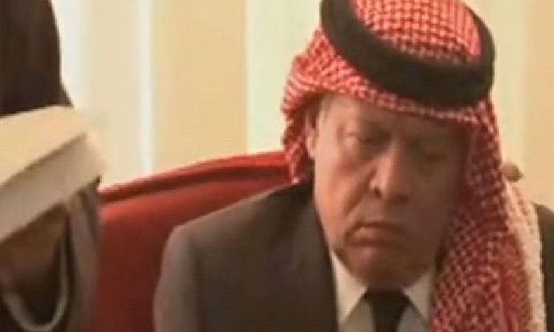 עבדאללה במהלך ביקור התנחומים