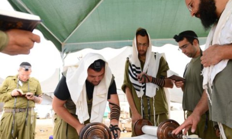 חיילים דתיים במבצע צוק איתן [צילום אילוסטרציה: פלאש 90]