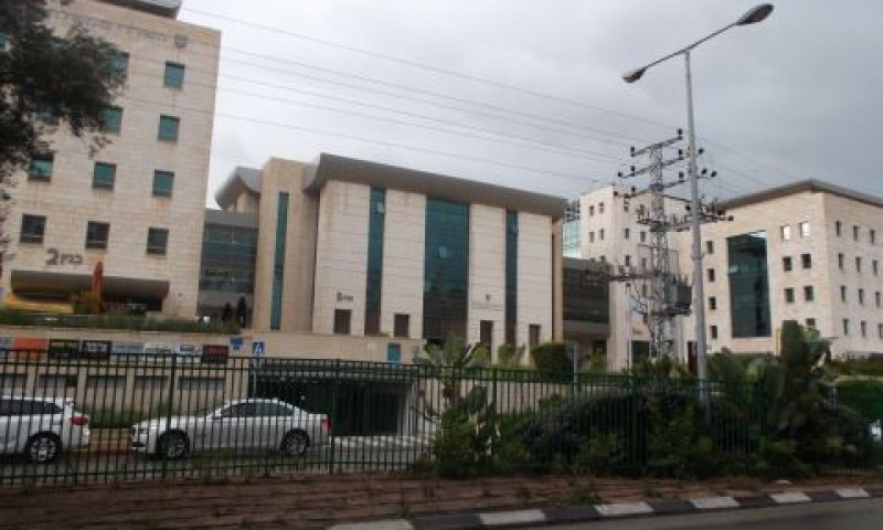 ביהמ"ש בראשל"צ. כתבי אישום