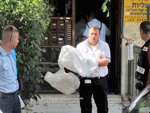 האש שרפה את הדירה [צילום: פלאש 90]