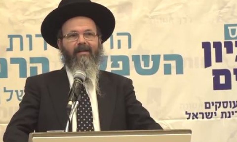 כשרות ממלכתית. רב העיר פ"ת מיכה הלוי