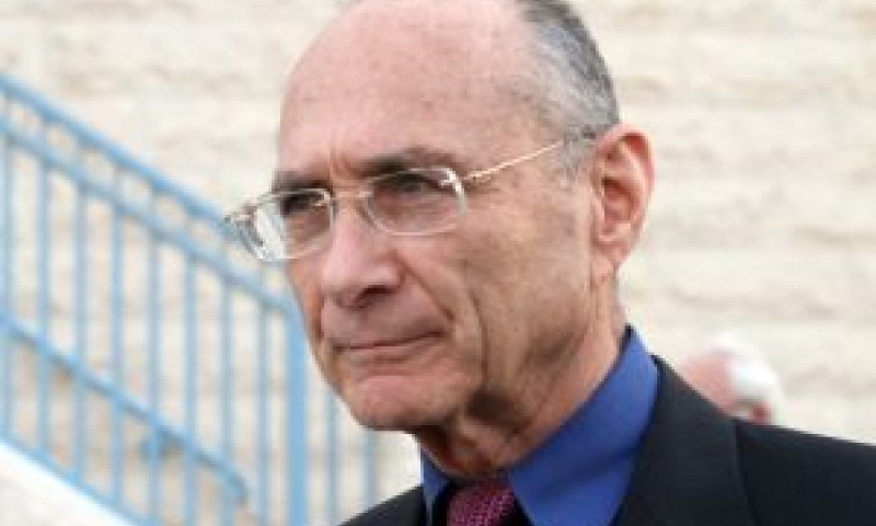 השר עוזי לנדאו. פועל בניגוד לממשלה? [צילום: פלאש 90]