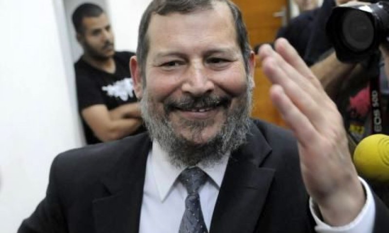 לופוליאנסקי. תרומות או שוחד [צילום: בוצ'צ'ו]