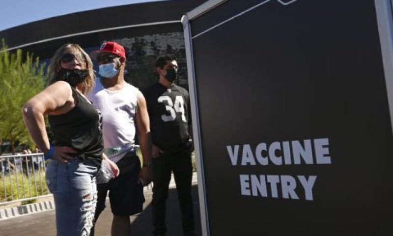חיסוני קורונה בלאס וגאס [צילום: דייוויד בקר, AP]