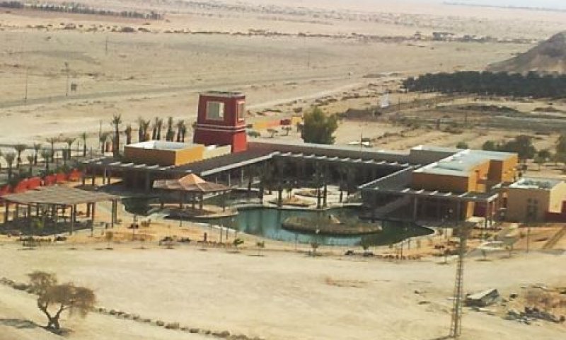 "צל תמרים". חאן מרוקאי בדרך לאילת [צילום: יח"צ]