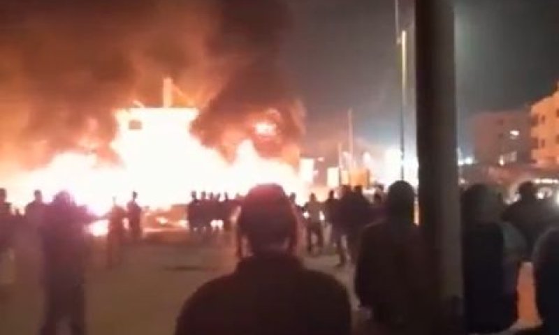 הצתת בית בחווארה לאחר פיגוע [צילום: שימוש לפי סעיף 27א לחוק זכויות יוצרים]