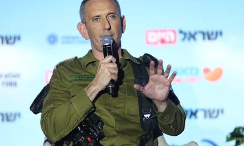 תא"ל הגרי. 110 טילים בליסטיים נושאי חצי טון חומר נפץ [צילום: לירון מולדובן, ישראל היום]