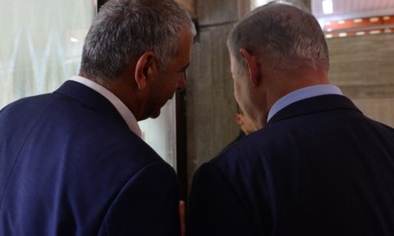 נתניהו וכחלון בעכו [צילום: קובי גדעון/לע"מ]