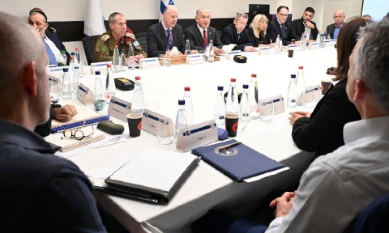 נתניהו בקבינט. "איננו מחפשים הסלמה" [צילום: חיים צח, לע"מ]
