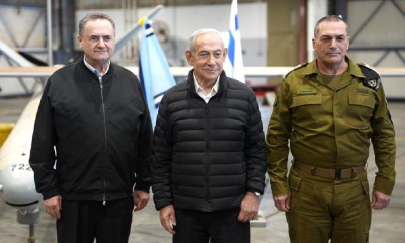 זמיר, נתניהו וכ"ץ. תקיפה בעוצמה באירן [צילום: אלעד מלכה]