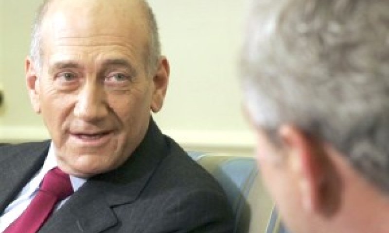 בוש. אמר לא לאולמרט [AP]