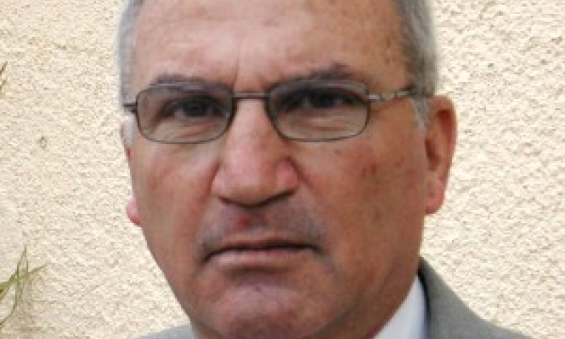 "ניכס לעצמו את התפקיד". נחמן שכטר