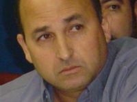 גדז, חושף