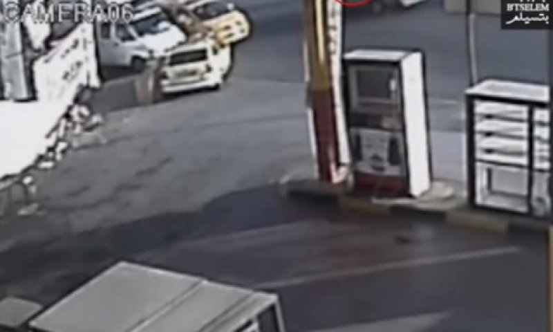 תיעוד הפגיעה ברכב המח"ט [צילום: בצלם]