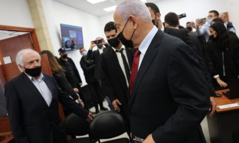 נתניהו ואלוביץ בבית המשפט [צילום: יונתן זינדל, פלאש 90]