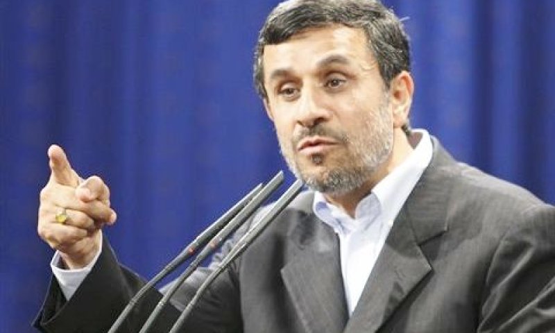 אחמדינג'אד. שאלה של אמון [צילום: AP]