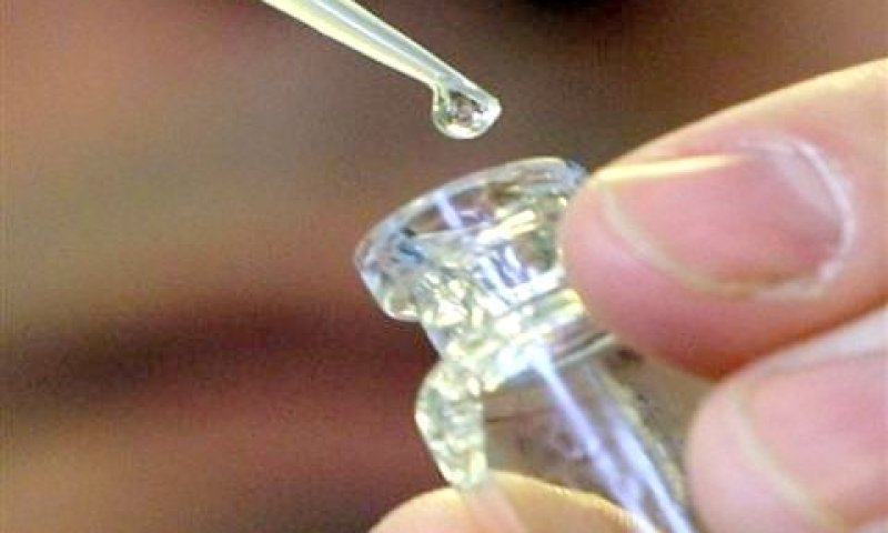 כמעט אינה מסיסה במים [צילום: AP]